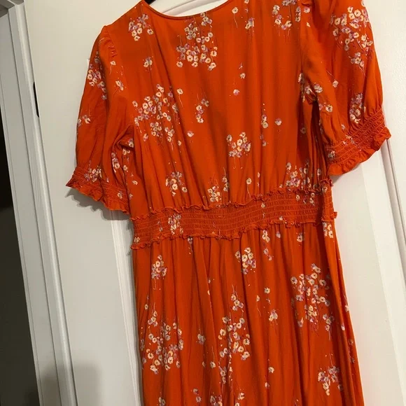 a.n.a Orange Floral Jumper Size Medium - Picture 8 of 8